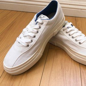 Stepney Workers Club Dellow in Canvas